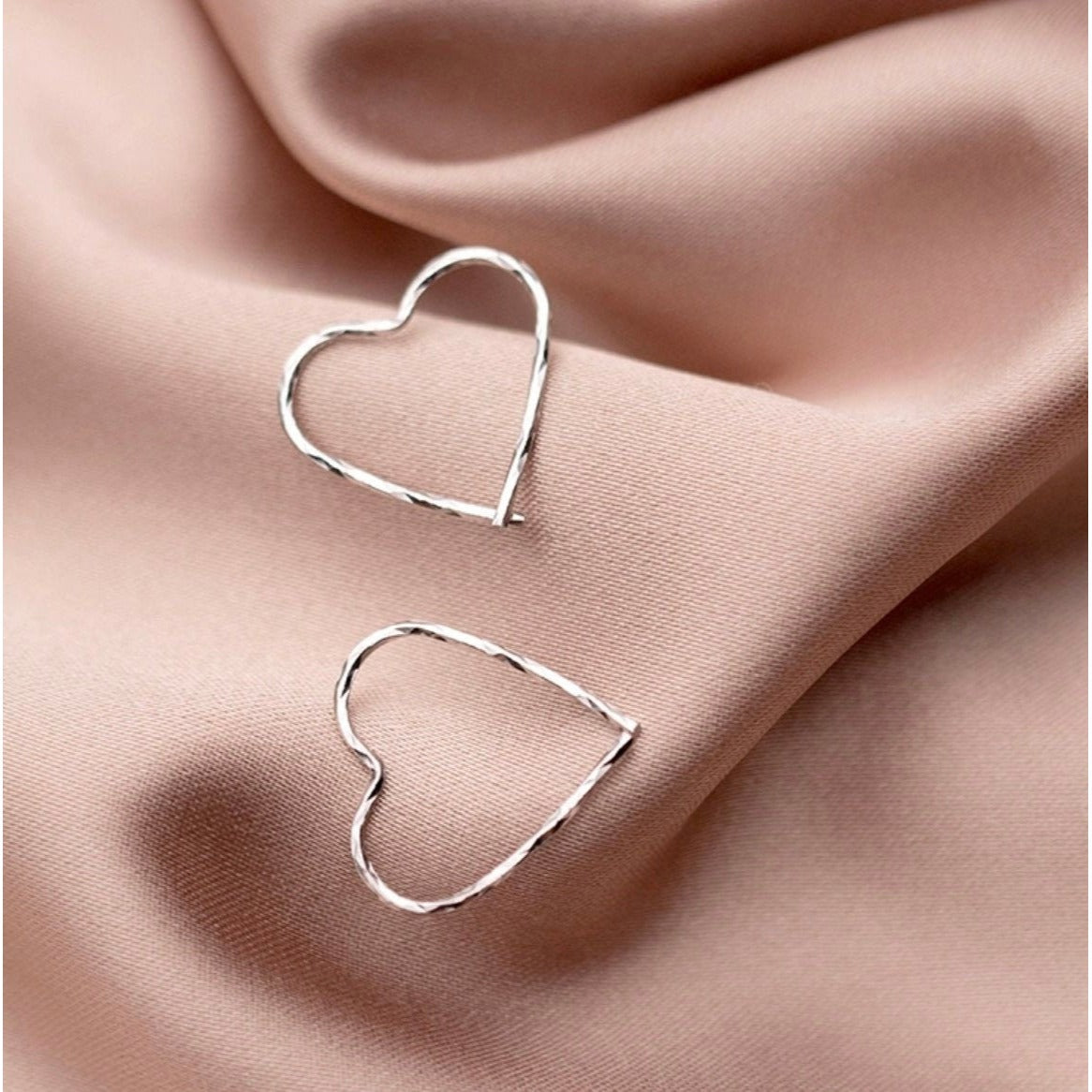 Sterling Silver Heart Hoop Earrings – SH008 – RYSKYJEWELRY