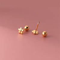 Small flower Screw back Studs Earrings - ESB020