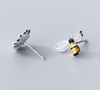 Asymmetry Bee and Daisy flower cute silver stud earrings, pink flower