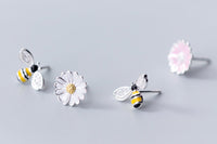 Asymmetry Bee and Daisy flower cute silver stud earrings s925 stamped