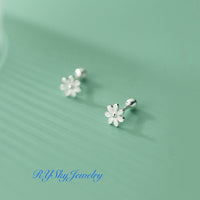Small flower Screw back Studs Earrings - ESB030