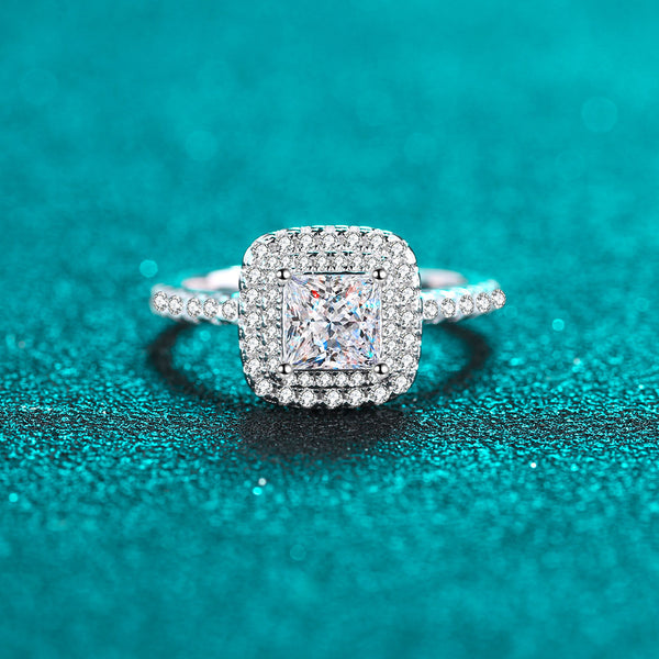 Front of 1 carat Big Diamond Ring