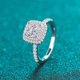 Princess Cut Diamond Ring, Engagement Ring, Stand Front