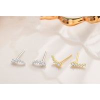Graduated CZ Diamonds Stud Earrings