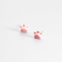Adorable Kitty Paw Shape Stud Earrings Front view