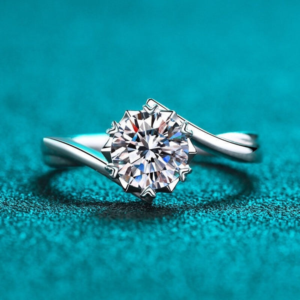 Moissanite Classic Solitaire Statement Ring-RM006